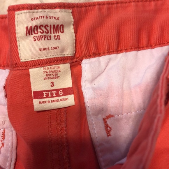 Mossimo shorts - Picture 3 of 3